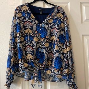 Brand new Floral blouse by International Concepts.